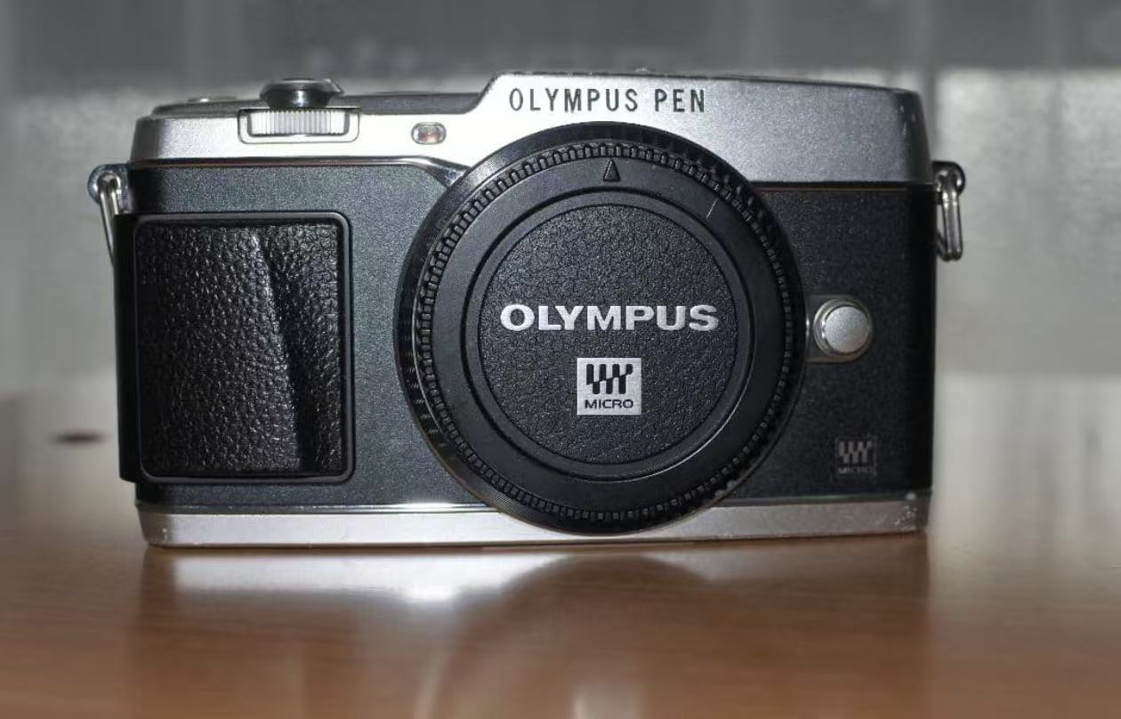 OLYMPUS PEN E-P5